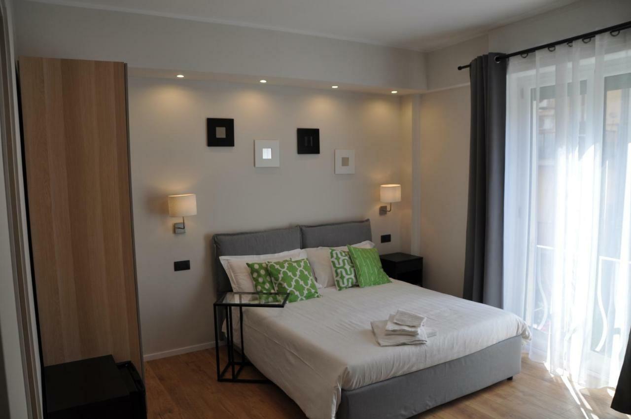 Eva Luxury Rooms 卡利亚里 外观 照片