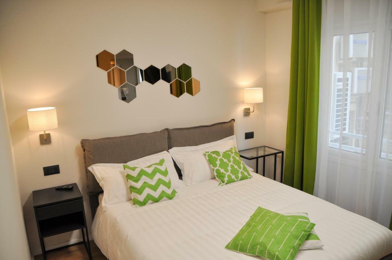 Eva Luxury Rooms 卡利亚里 外观 照片